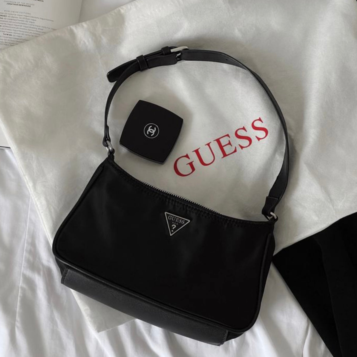 Bolsa Guess negra